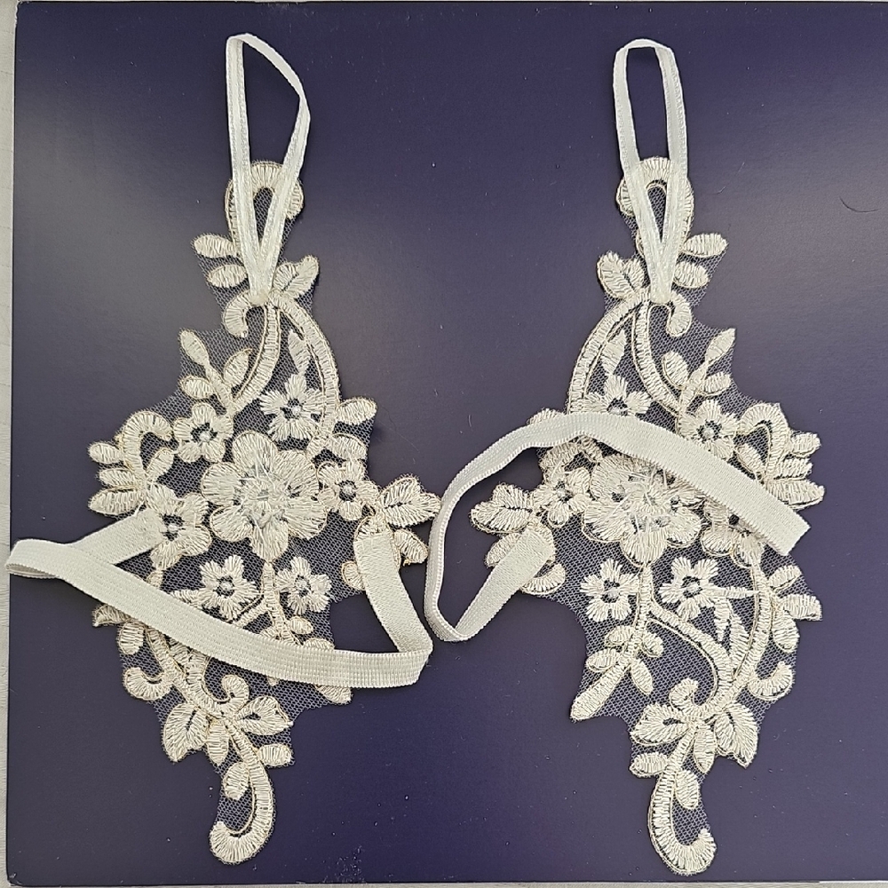 Elegant Floral Lace Soleless Sandles